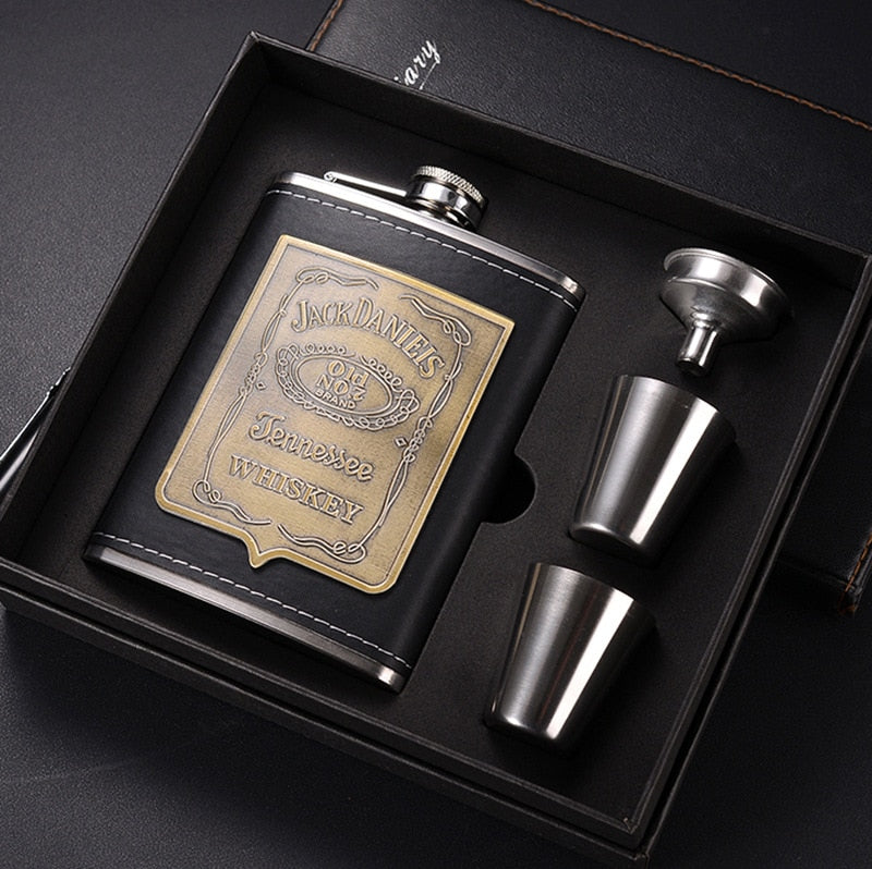 Skanto | 8oz Whisky Flaske laget av Rustfritt Stål Alkohol Trakt Hofteflaske Brodert Gull Silke Stoff Emballasje Gaveeske Sett
