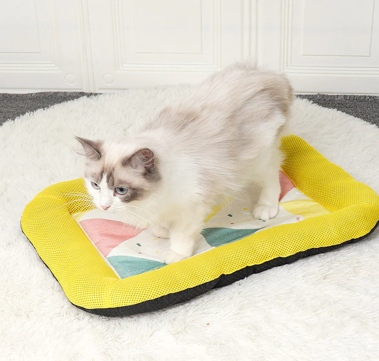 Pet Silk Cooling Mat | Skanto