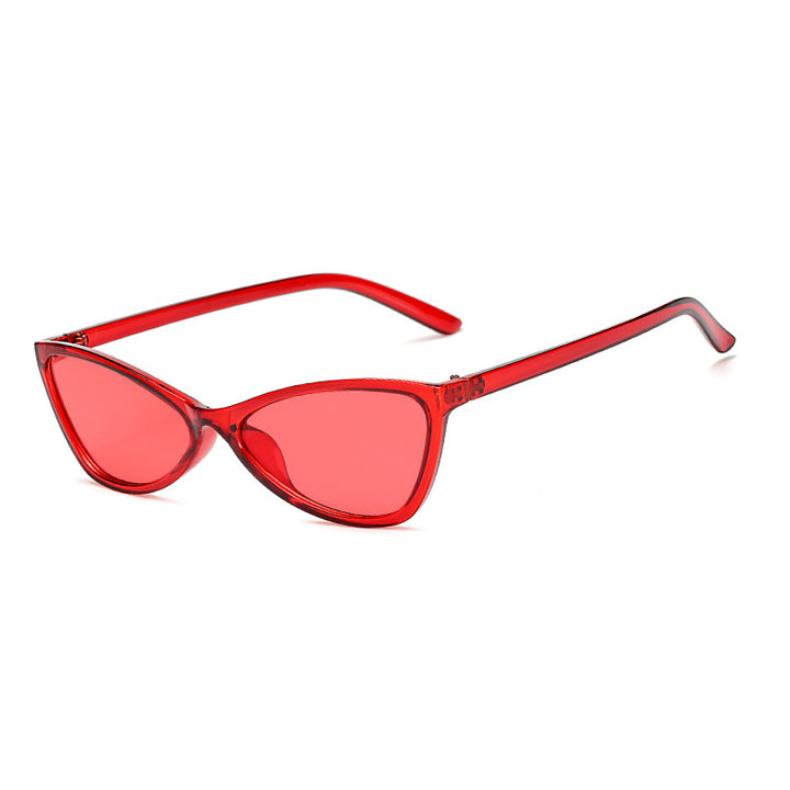 Dame Cat-Eye solbriller med elegant, lett ramme Skanto