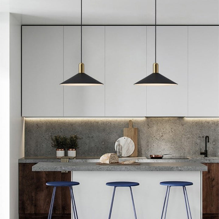 Skanto | Enkel Moderne Kegleformet LED Pendellampe