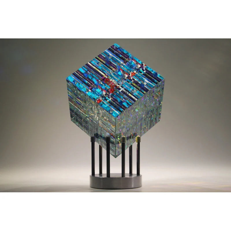 Skanto | Artwork - ChromaticCube - Rainbow Refraction - Fortryllende Moderne Dekor