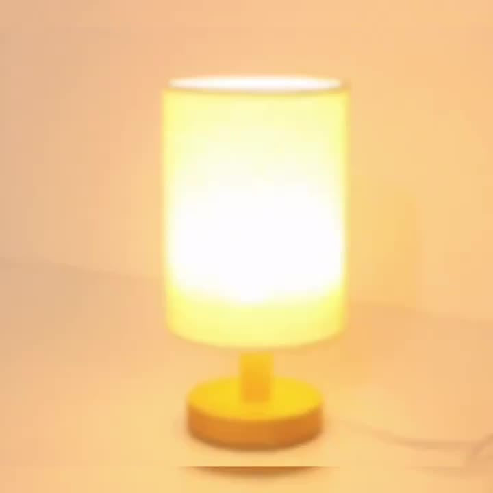 WoodGlow – Justerbar LED Bordlampe med USB Skanto
