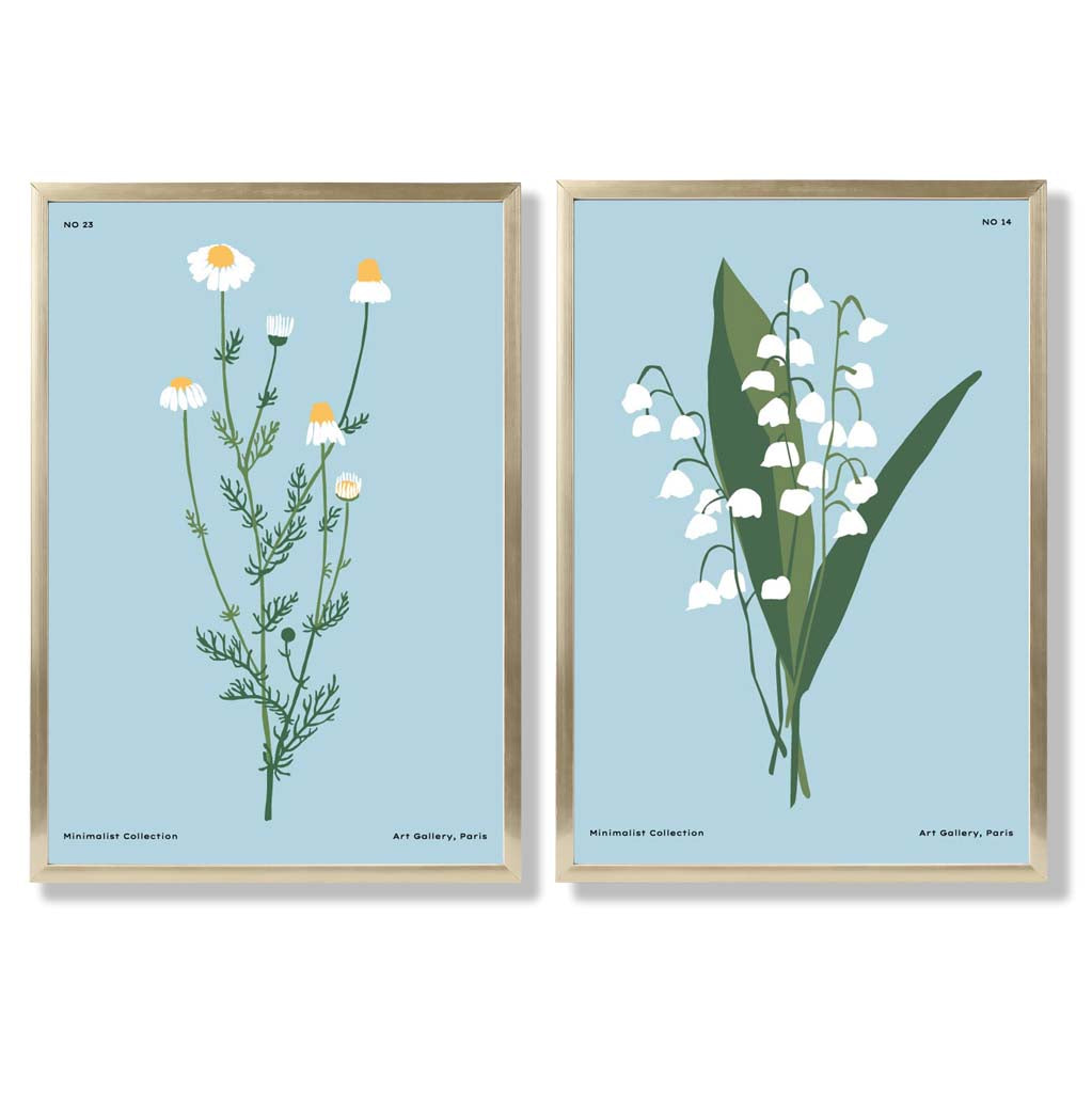 Illustrasjon av en blå villblomst, innrammet sett med 2 kunsttrykk