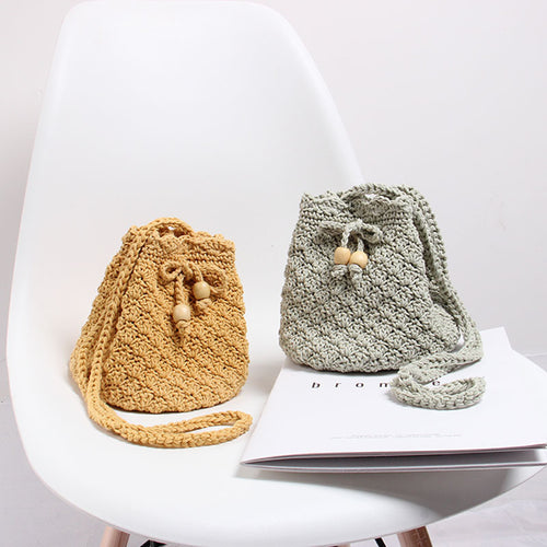 Håndknyttet skulderveske i moderne boho-stil Skanto