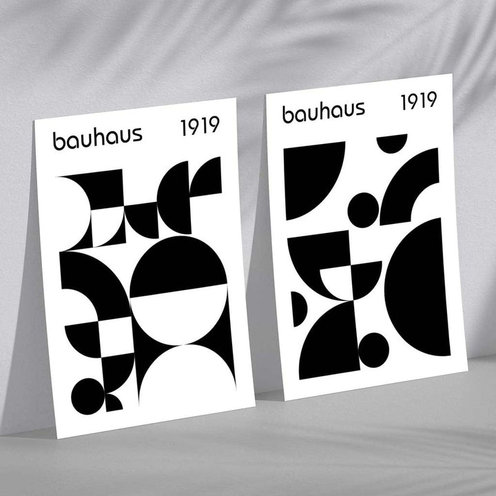 Bauhaus-stil, svart-hvitt, midten av 1900-tallet, innrammet sett med 2 kunsttrykk