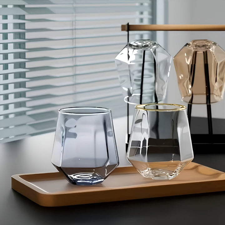 Gjennomsiktig glass, sett med 4 deler – Stilig og dekorativt design | 300 ml glass for vann, juice og te