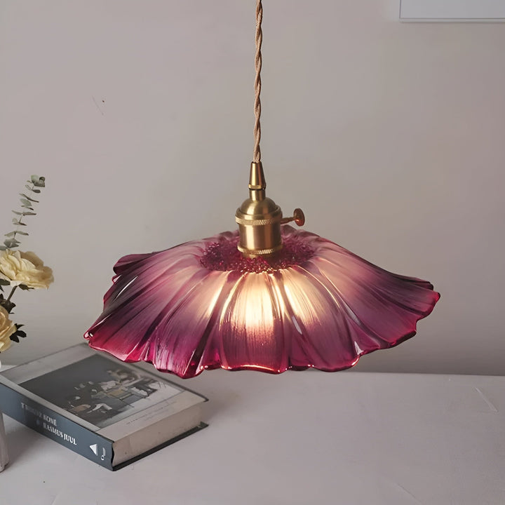 Blomsterpendellampe – Varmt lys og stilig design | For hjemmet ditt