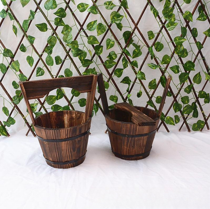 Skanto | Trebøtteplantekasse i fatadesign for hage og terrasse – Dekorative blomsterpotter laget av tre