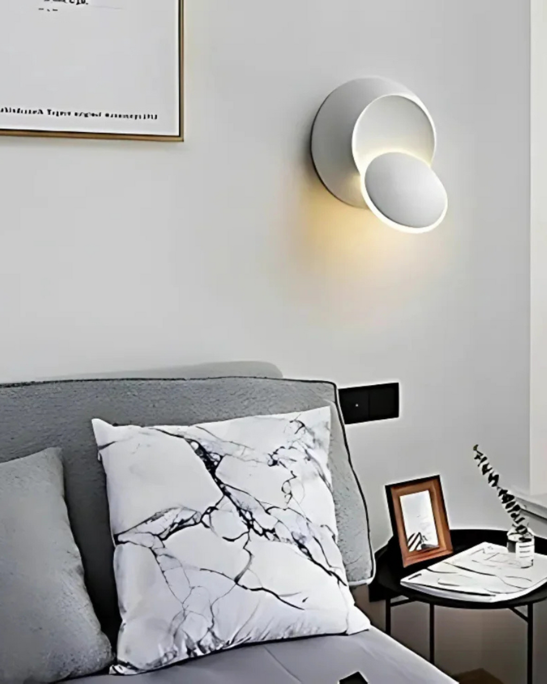 Skanto | Moderne Vegglampe med Halo Lyskilde Ambient Belysning