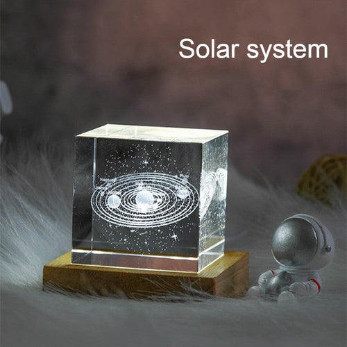 Skanto | 3D Galaxy Krystallglass Cube med Oppladbar Fargerik Lysbase, for Gave & Hjemmedekorasjon
