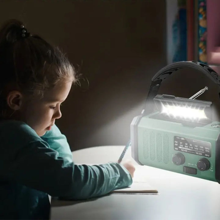Skanto | Sol nød radio med power bank – sveiv radio med LED lys for camping & utendørs