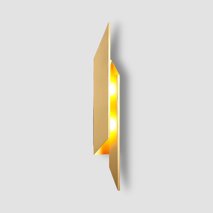 Skanto | Minimalistisk Vegglampe med Designakcent