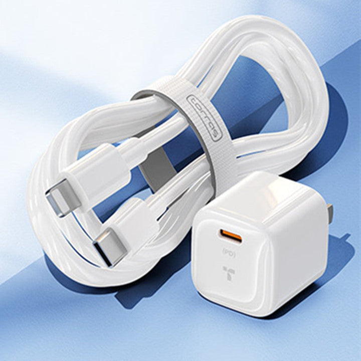 Skanto | Bærbar USB-C PD Vegglader, med Hurtiglading Chip, for Telefon, Nettbrett, Ørepropper & Mer