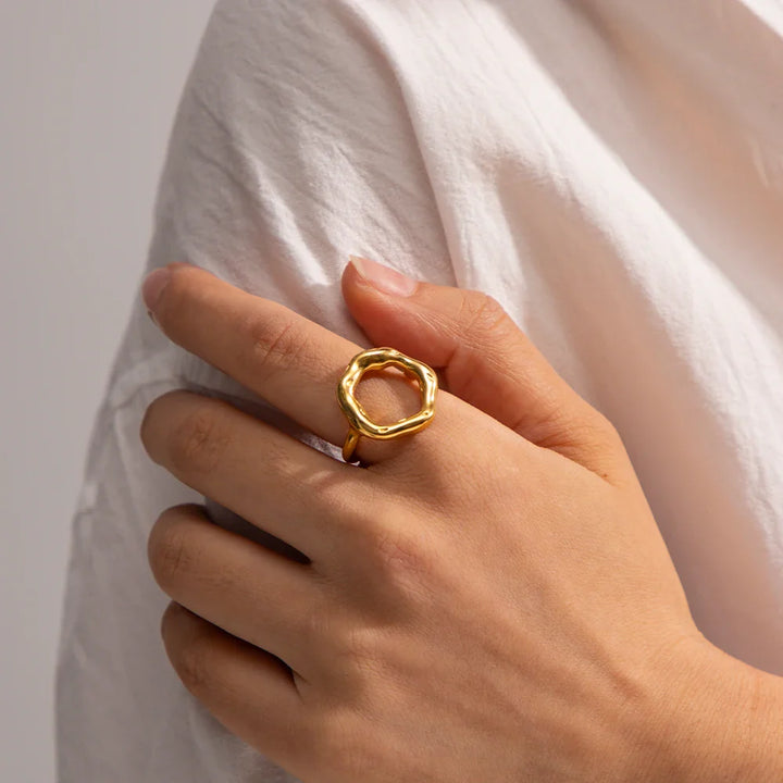 Skanto | 18k Smeltet Blomst Åpen Ring