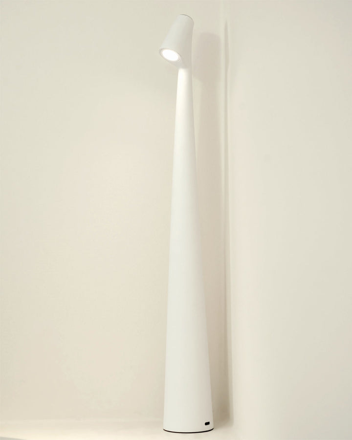 Skanto | EcoLight – Energieffektiv oppladbar skrivebordslampe