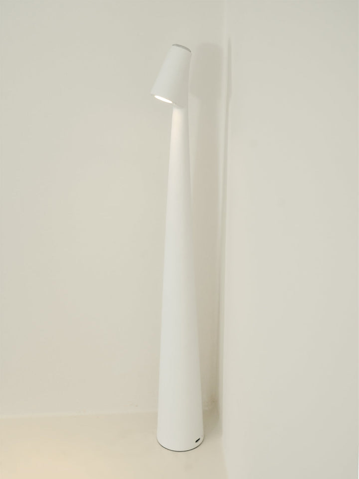 Skanto | EcoLight – Energieffektiv oppladbar skrivebordslampe