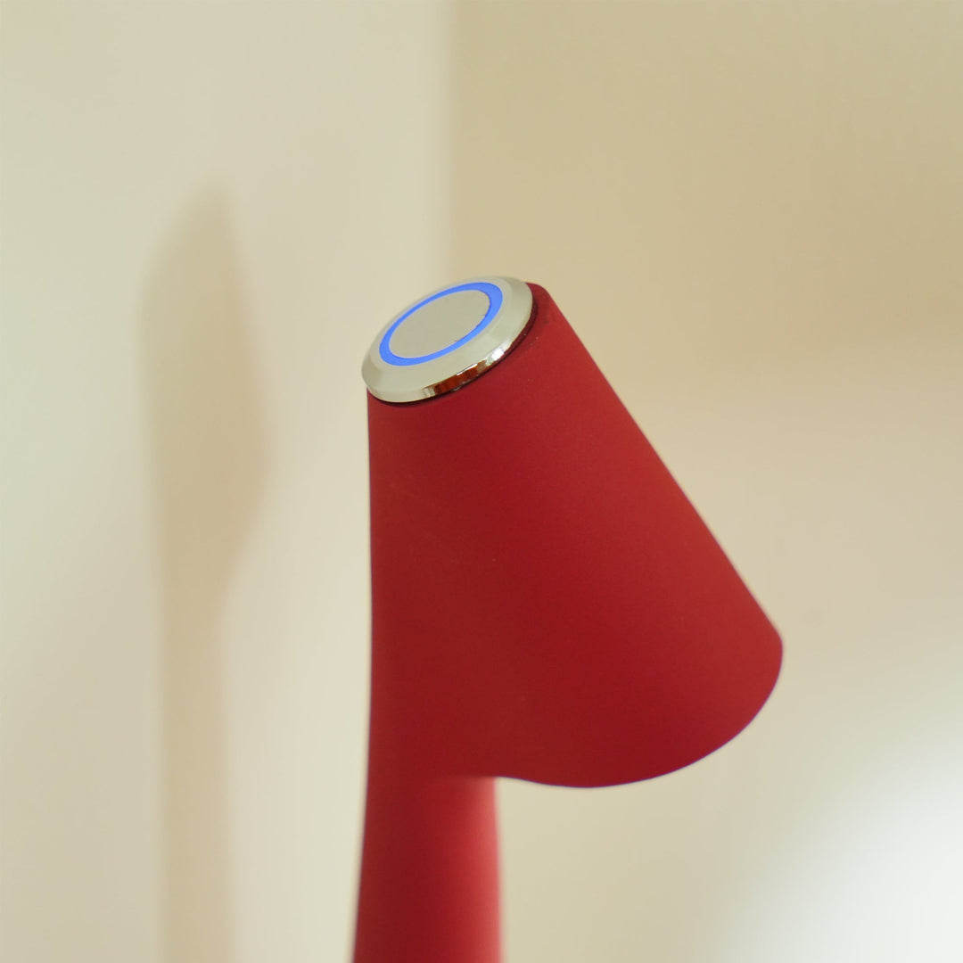 Skanto | EcoLight – Energieffektiv oppladbar skrivebordslampe
