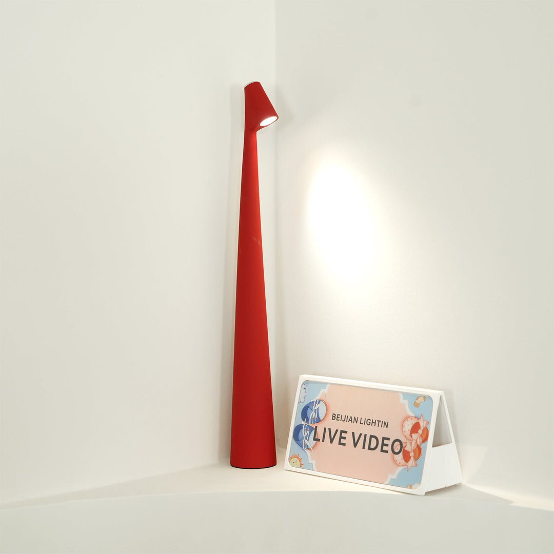 Skanto | EcoLight – Energieffektiv oppladbar skrivebordslampe