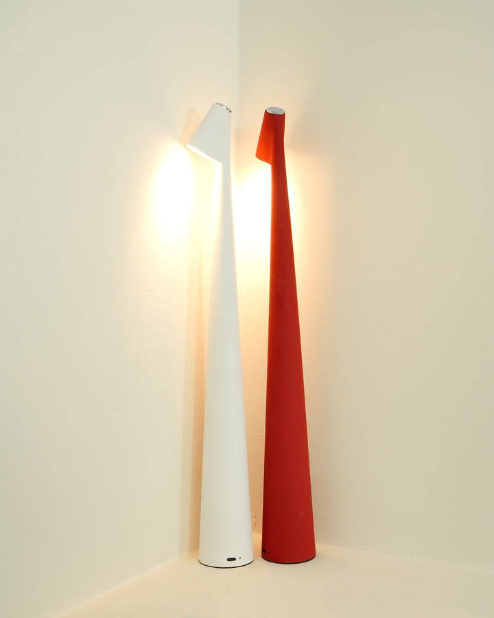 Skanto | EcoLight – Energieffektiv oppladbar skrivebordslampe