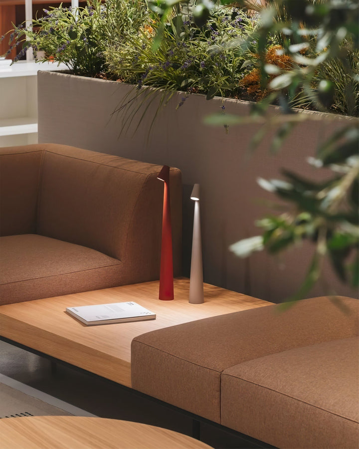 Skanto | EcoLight – Energieffektiv oppladbar skrivebordslampe