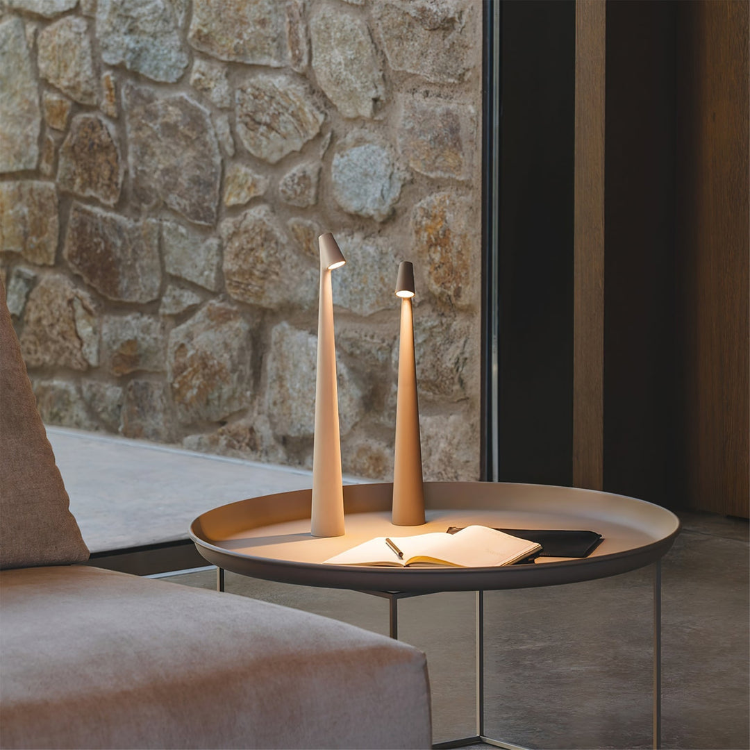 Skanto | EcoLight – Energieffektiv oppladbar skrivebordslampe