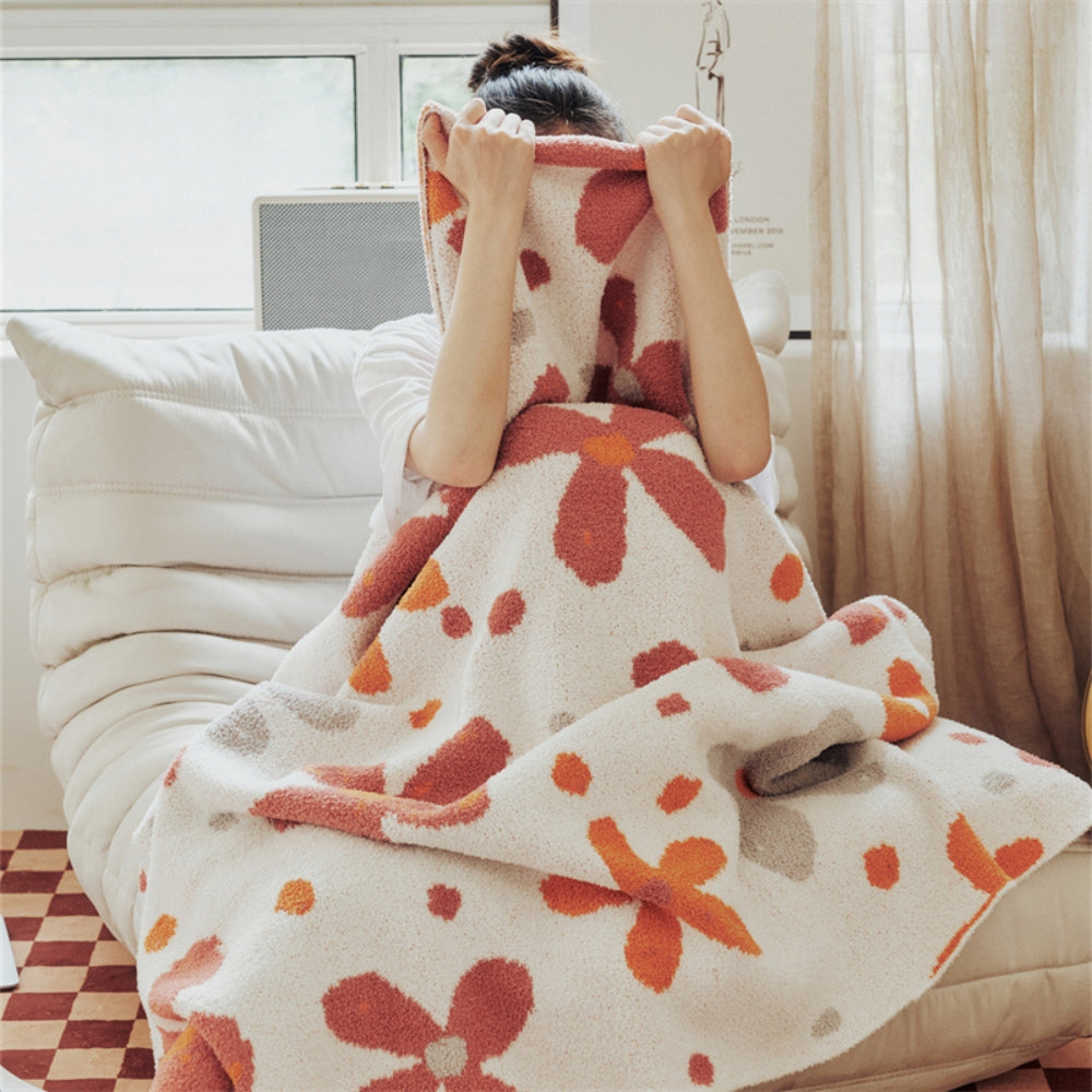 Skanto | Alvian Floral Myk Strikket Teppet