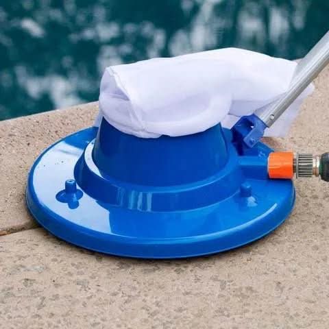 Skanto | Kjemikaliefri bassengrenser med sterk sugekraft for blader og smuss