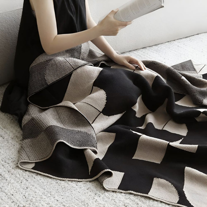 Skanto | Artevana Monokrom Geometrisk Kastepledd