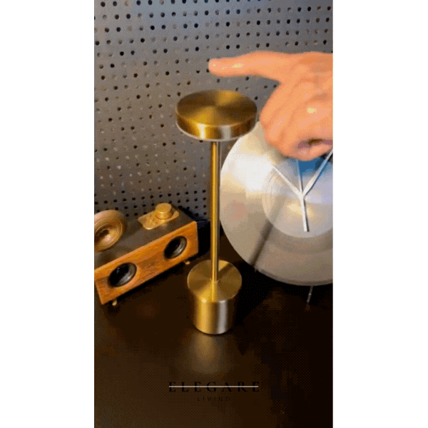 Astori - Oppladbar bordlampe uten kabel | Skanto