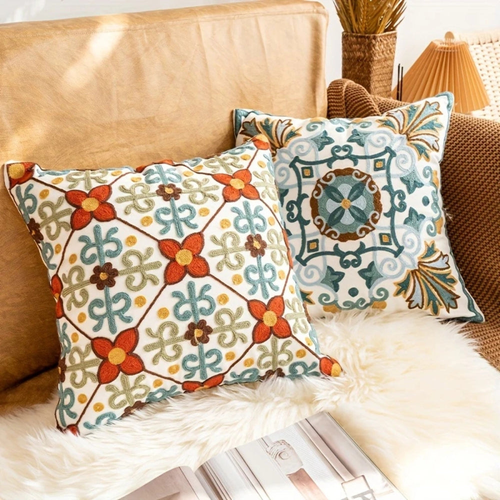 Skanto | Aurae Brodert Vintage Putetrekk