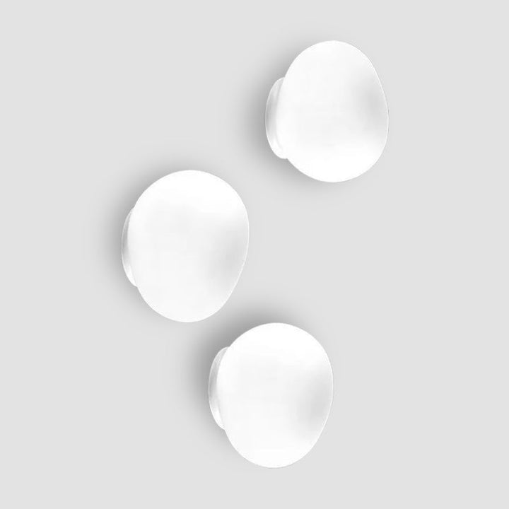 Skanto | VivaGlow – Elegant Hvit Taklampe for Moderne Interiører