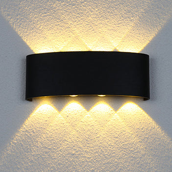 Moderne minimalistisk aluminium akryl vanntett LED vegglampe for utendørs terrasser | Skanto