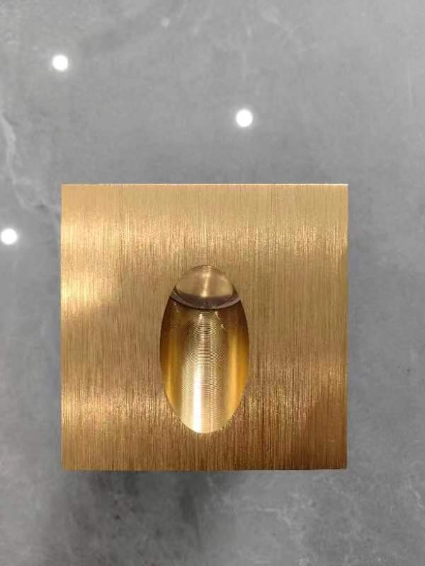 Skanto | Moderne Art Deco Rund Firkan Aluminium Vanntett LED Vegglys for Gangene