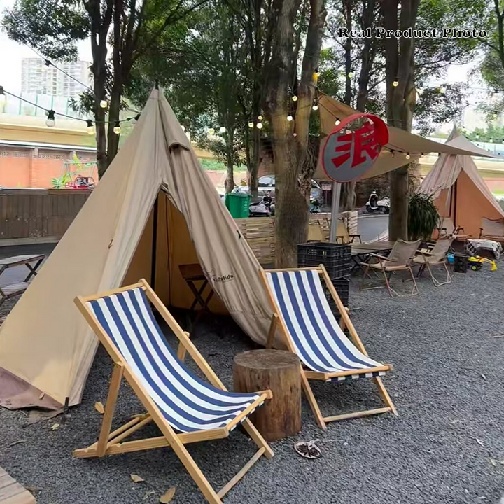 Rektangulær utendørs strandstol laget av heltre furu med sammenleggbar ryggstøtte, trukket med Oxford-stoff, for utendørs bruk.