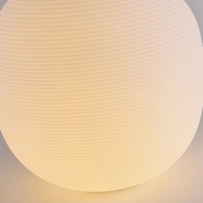 Moderne Minimalistisk PE Oval LED Sol & Vanntett Utebelysning For Hage & Terrasse | Skanto