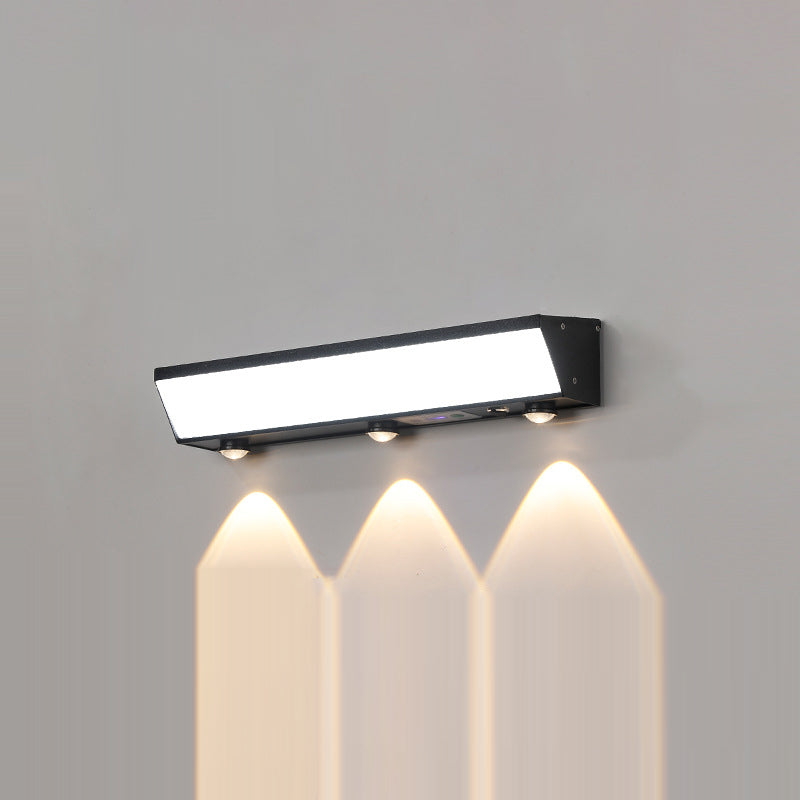 Moderne minimalistiske solenergi vanntett bevegelsessensor akryl aluminium og rustfritt stål rektangulær LED vegglampe for utendørs patio | Skanto