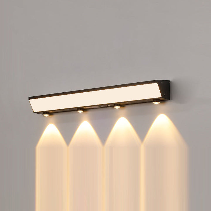 Moderne minimalistiske solenergi vanntett bevegelsessensor akryl aluminium og rustfritt stål rektangulær LED vegglampe for utendørs patio | Skanto