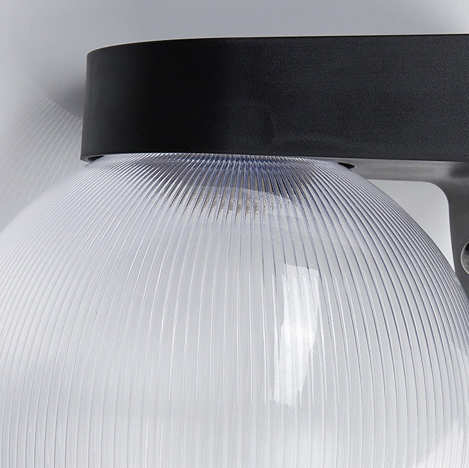 Moderne Enkelhet Vanntett Orb Polykarbonat Akryl 1-Lys Vegglampe For Utendørs Patio | Skanto