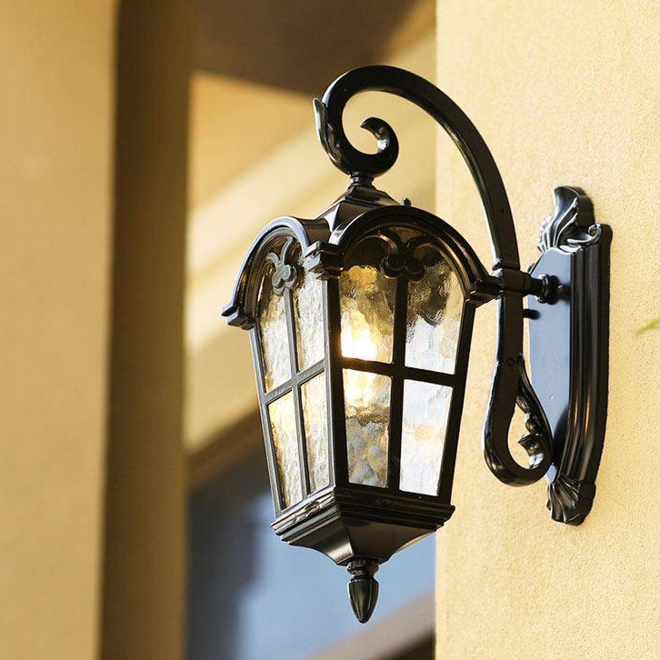 Tradisjonell europeisk kvadratisk blonder aluminium trykt glass 1-lys utendørs vegglampe for hage | Skanto