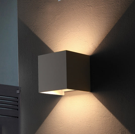 Skanto | Moderne Minimalistisk Vanntett kube Opp Ned Aluminium Glass Induksjon LED Vegg Lys Lamper For Soverom