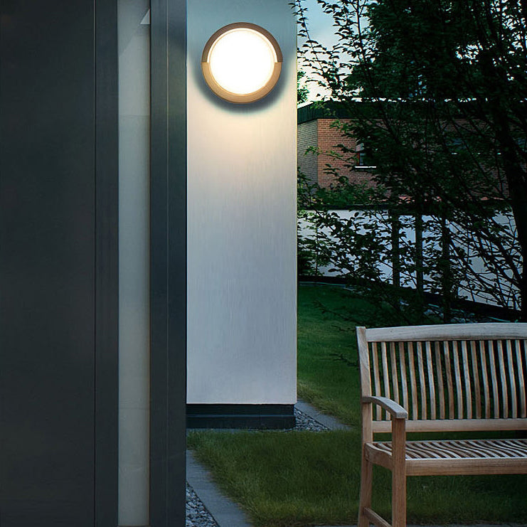 Vanntett rund/firkantet LED-vegglampe av plast/akryl for hagen