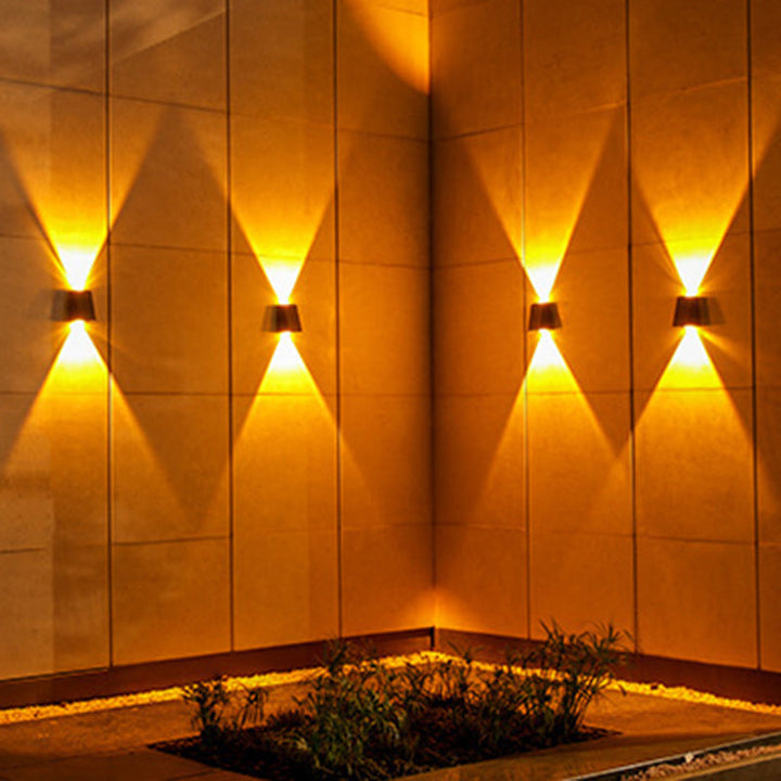 Moderne Minimalistisk Solvannrett Trapezoidal Rektangel ABS PVC LED Utendørs Vegglampe For Hage | Skanto
