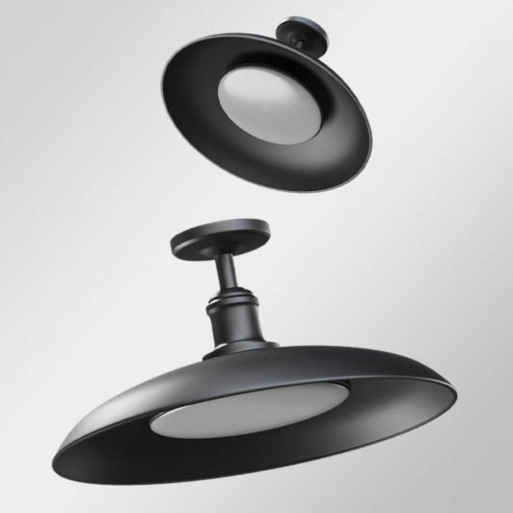 Vanntett, utvidet sylindrisk taklampe med skivefot laget av jern med 1 lyskilde, delvis innfelt montering for terrassen.