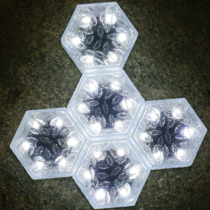 Moderne minimalistisk solarpanel vanntett hexagonal isflis ABS PVC LED plengelampe for utendørs terrasse | Skanto