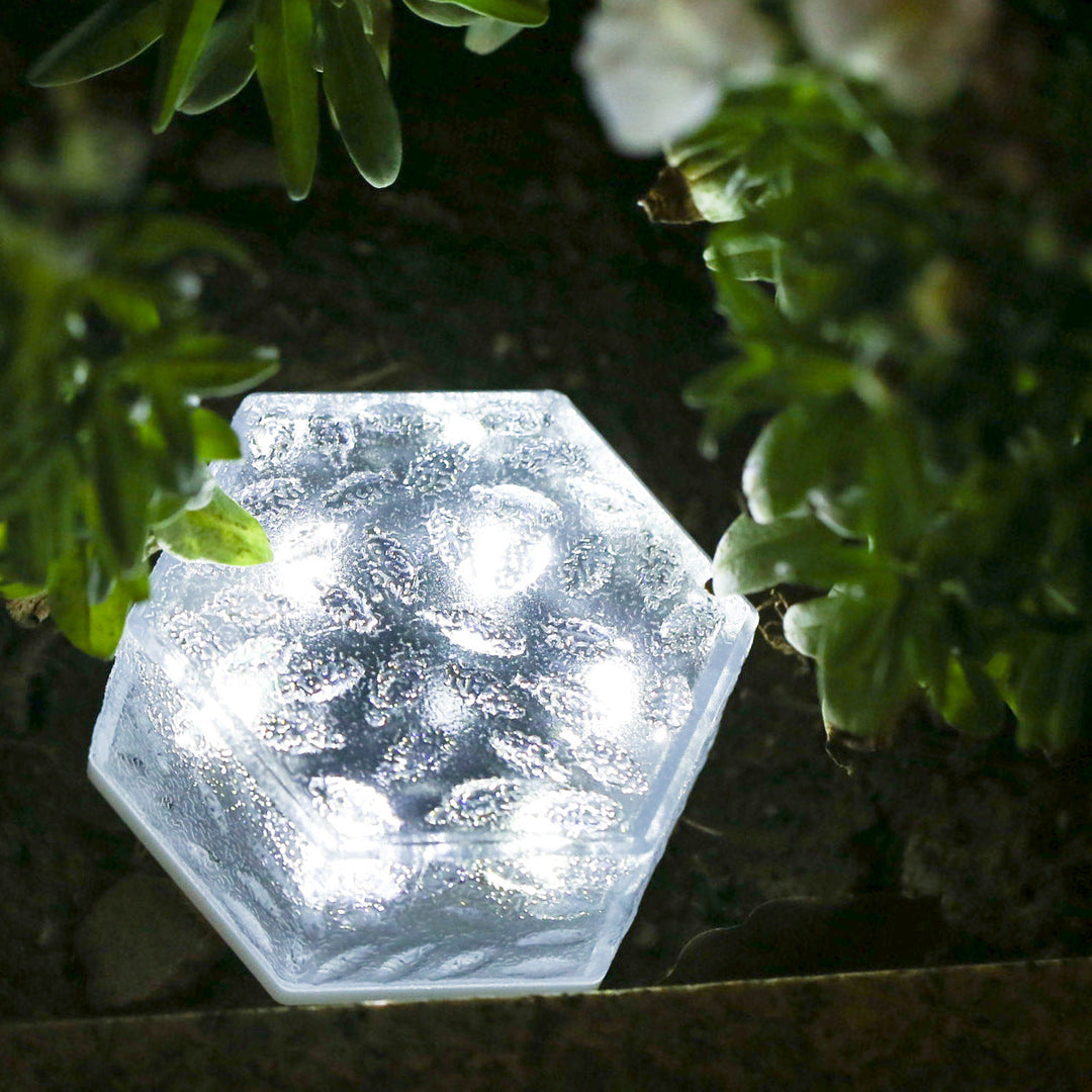 Moderne minimalistisk solarpanel vanntett hexagonal isflis ABS PVC LED plengelampe for utendørs terrasse | Skanto