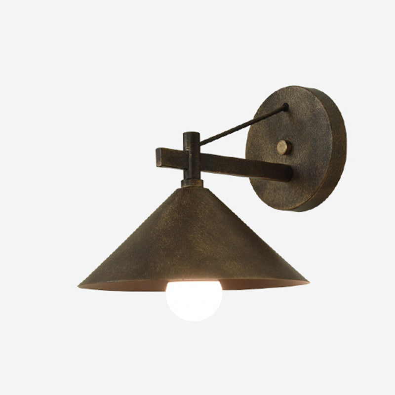 Moderne nordisk geometrisk kjegleformet vegglampe i jern med én lyskilde, vanntett, for utendørs bruk, for hagen