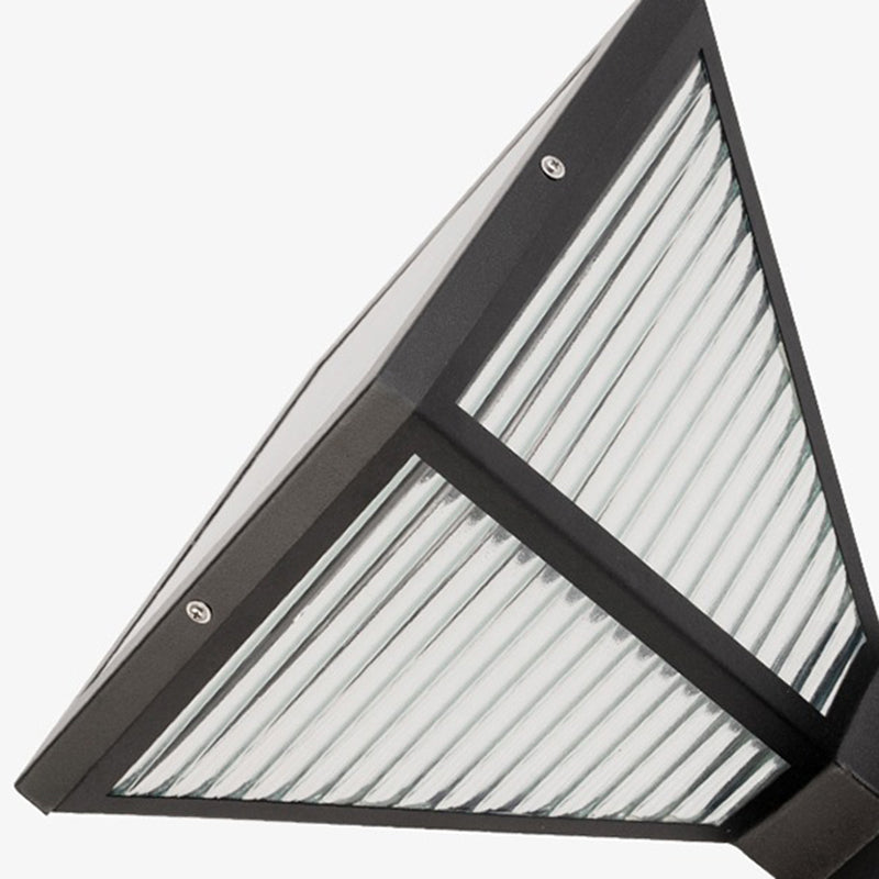 Moderne Minimalistisk Solvannslippende Firkantet Prismatic Rustfritt Stål Glass LED Utendørs Lys For Terrasse | Skanto