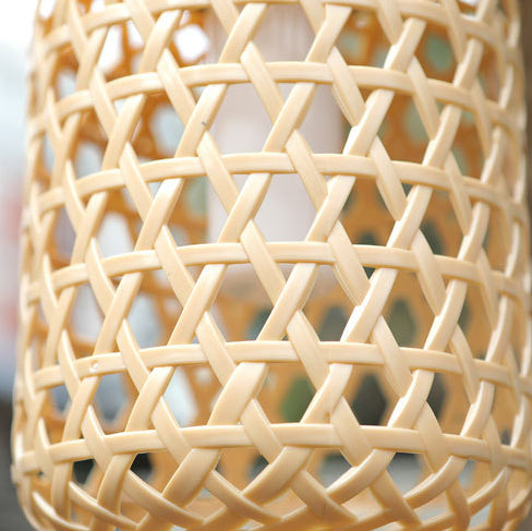 Moderne Art Deco Sol Vannbestandig Imitert Rattan Vevet Lantern Sylinderisk Plast LED Utendørs Lys For Hage | Skanto