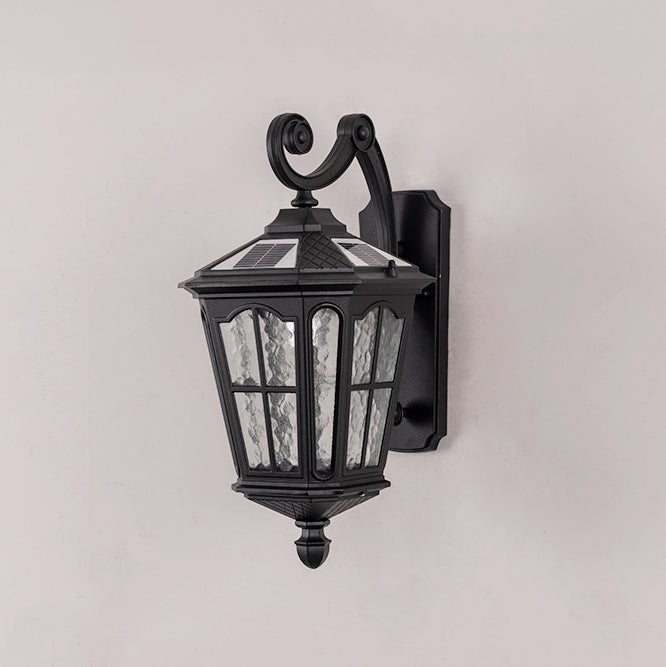 Vanntett vegglampe laget av aluminium og glass med terrasselys