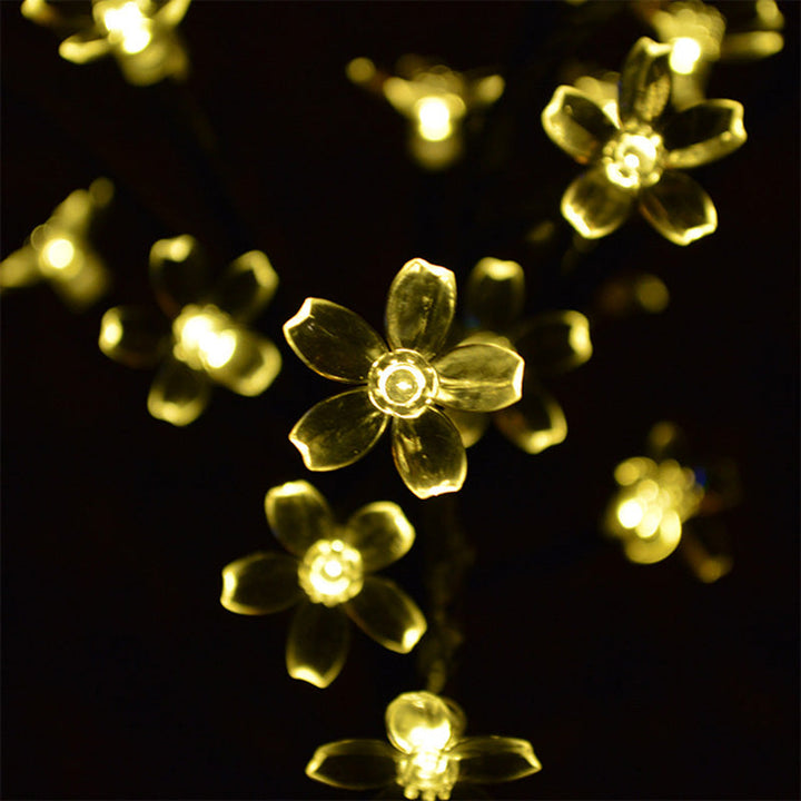 Moderne Art Deco Kirsebærblomst Lotus Plast LED Utendørs Bakke Plug Light For Hage | Skanto